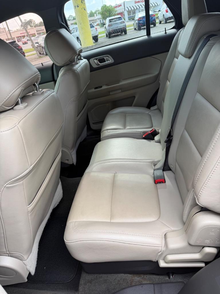 2014 Ford Explorer XLT - Photo 10