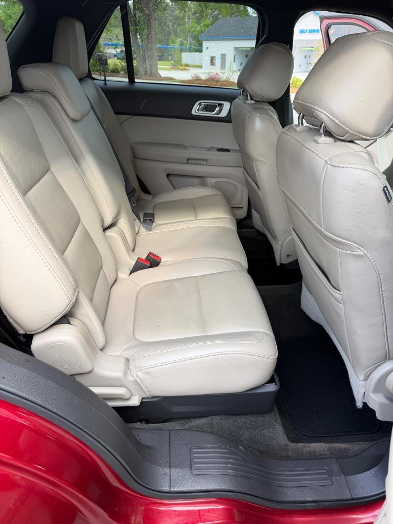 2014 Ford Explorer XLT - Photo 9