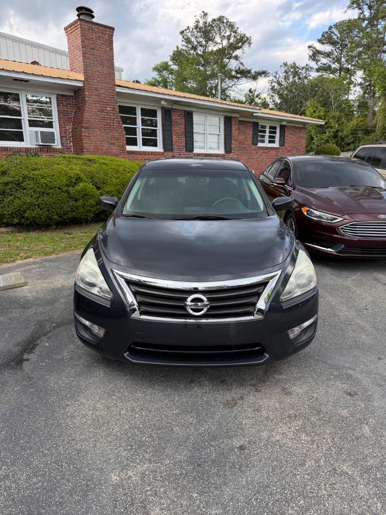 2015 Nissan Altima's photo