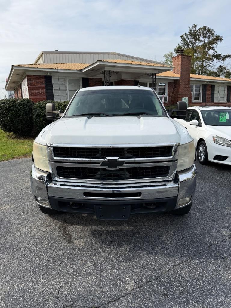 2010 Chevrolet Silverado HD 1LT 4WD Extended Cab SWB's photo