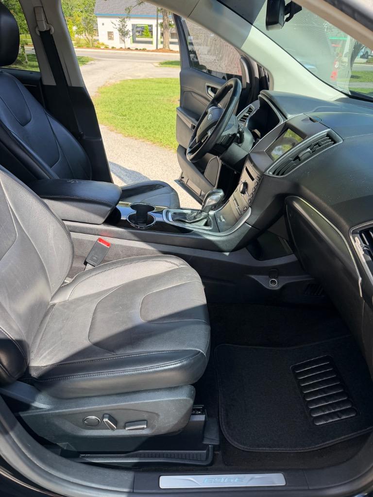 2016 Ford Edge Titanium - Photo 8